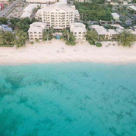 Caribbean Club Boutique Hotel, Grand Cayman Dog City Extérieur photo