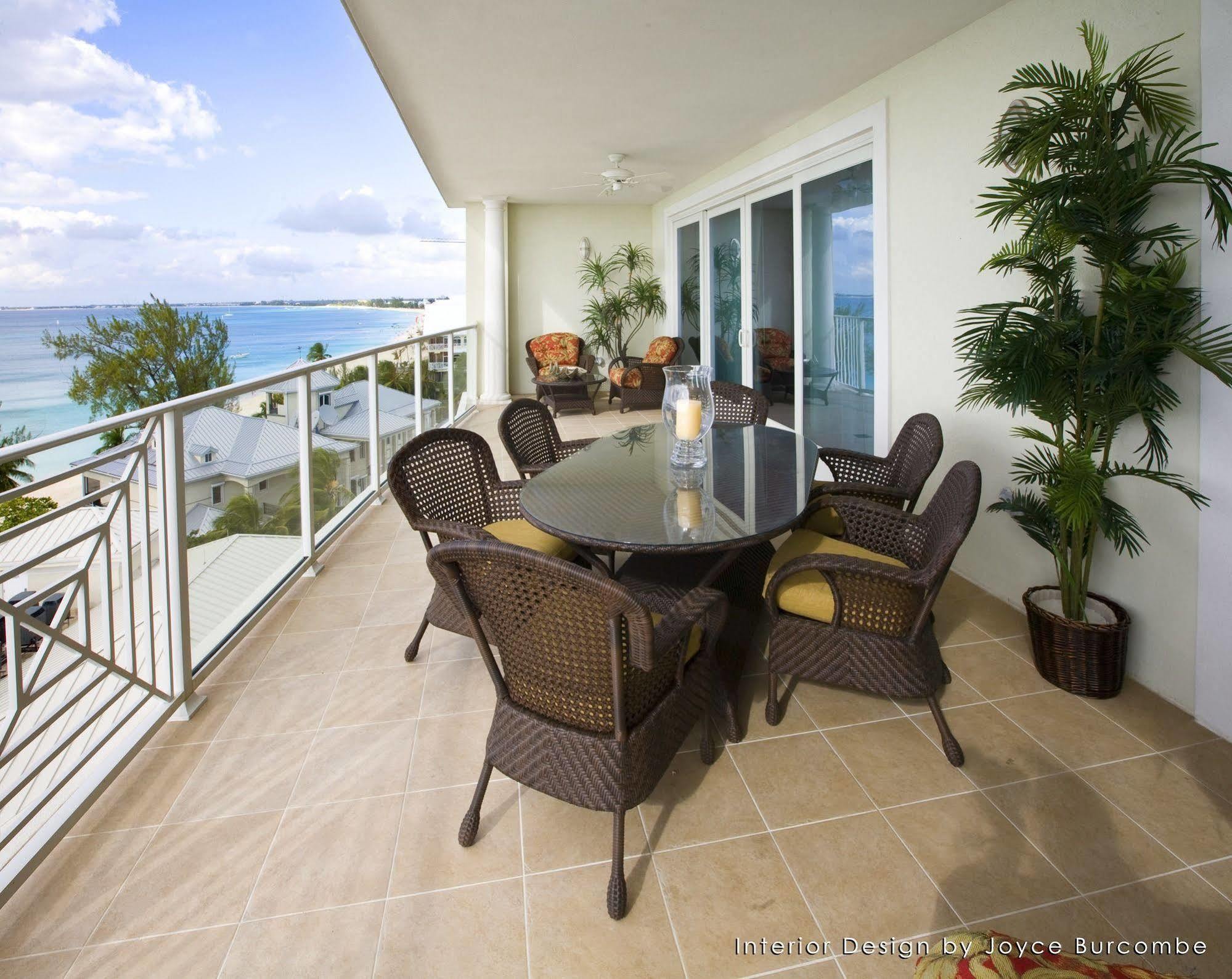 Caribbean Club Boutique Hotel, Grand Cayman Dog City Extérieur photo