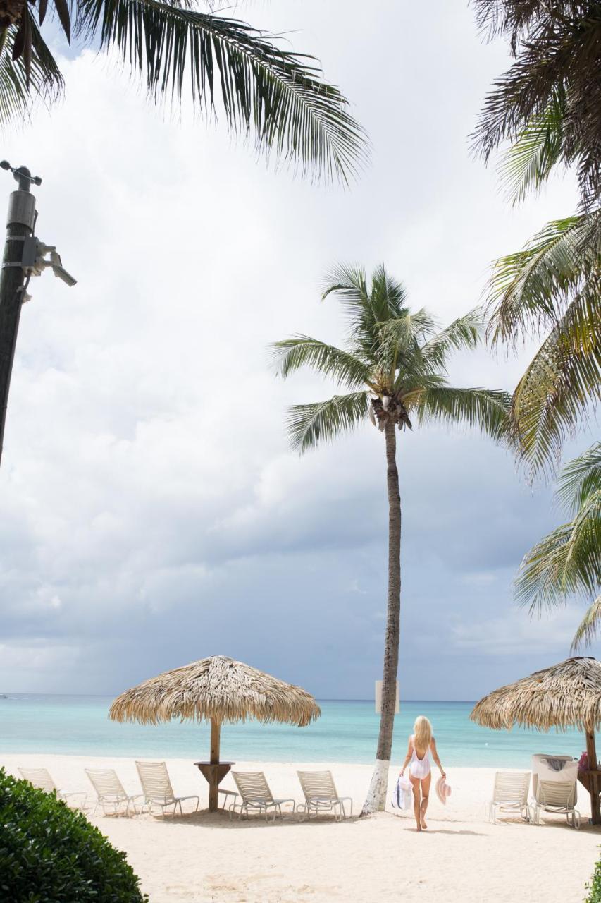 Caribbean Club Boutique Hotel, Grand Cayman Dog City Extérieur photo