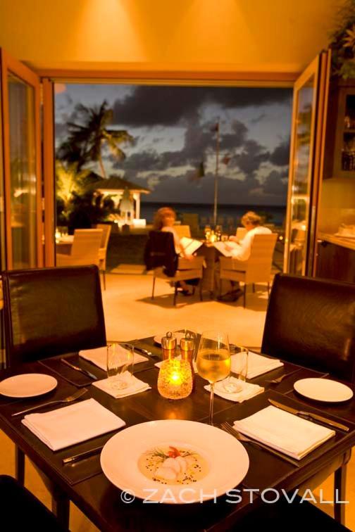 Caribbean Club Boutique Hotel, Grand Cayman Dog City Extérieur photo